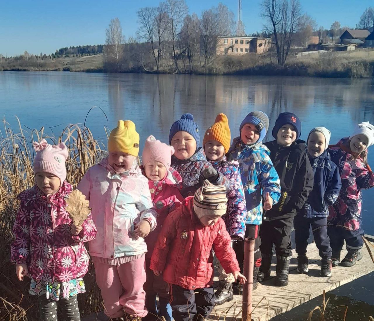 Познавательная прогулка &amp;quot;Мы по садику гуляли, за природой наблюдали&amp;quot;.